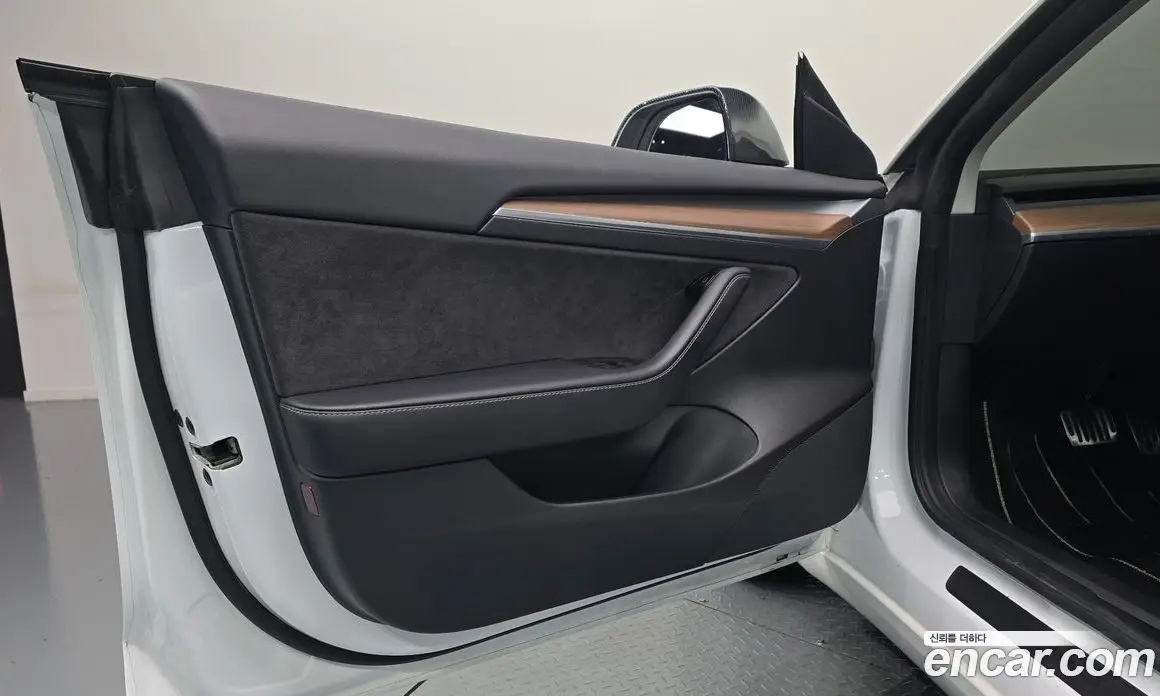 Tesla Model 3 2022 0.2 автомат (гидро), фото 14