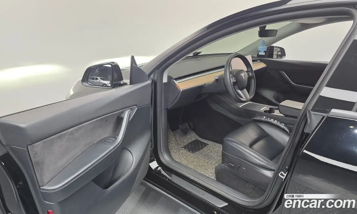 Tesla Model Y 2021 0.2 автомат (гидро), фото 13