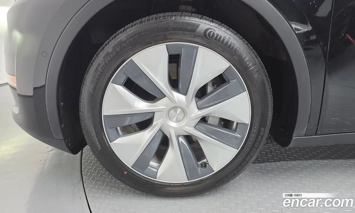 Tesla Model Y 2021 0.2 автомат (гидро), фото 5