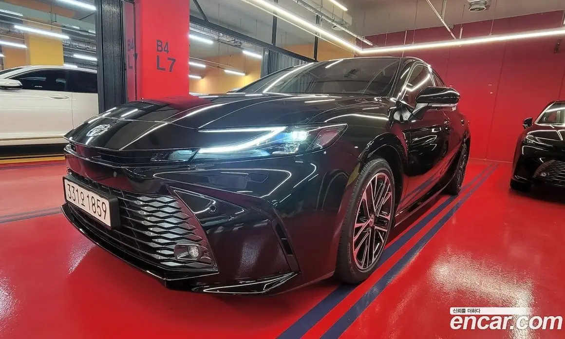 Toyota Camry 2026 2.5 автомат (гидро), фото 6
