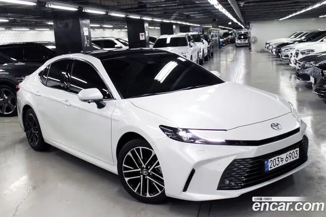 Toyota Camry, 2026, 38 км