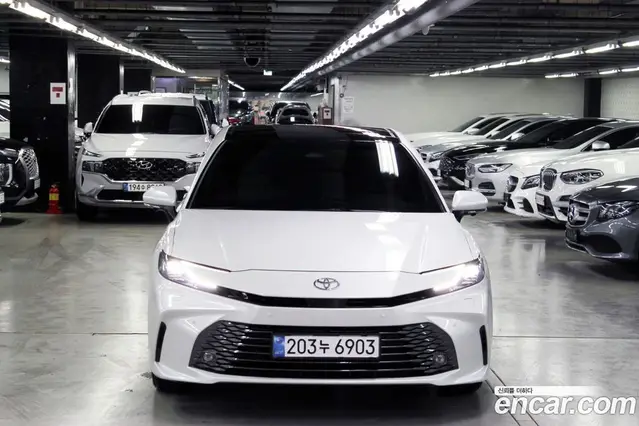 Toyota Camry 2026 2.5 автомат (гидро), миниатюра 2