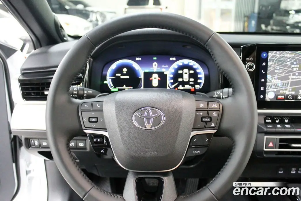 Toyota Camry 2026 2.5 автомат (гидро), фото 12