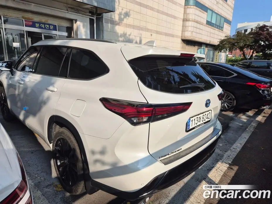 Toyota Highlander 2023 2.5 автомат (гидро), фото 6