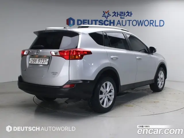 Toyota RAV4 2013 2.5 автомат (гидро), миниатюра 2