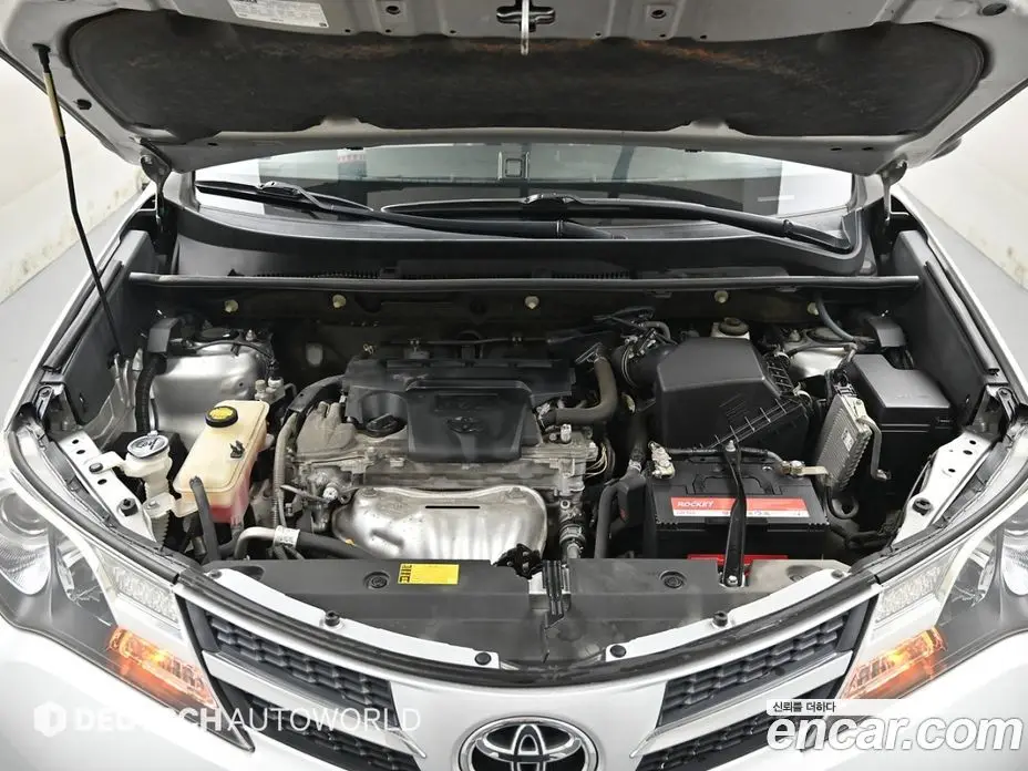 Toyota RAV4 2013 2.5 автомат (гидро), фото 6
