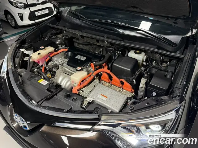 Toyota RAV4 2017 2.5 автомат (гидро), миниатюра 5