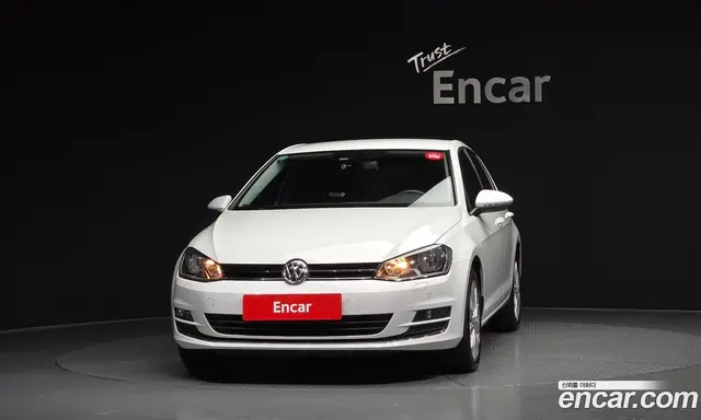 Volkswagen Golf 2015 1.6 автомат (гидро), миниатюра 3