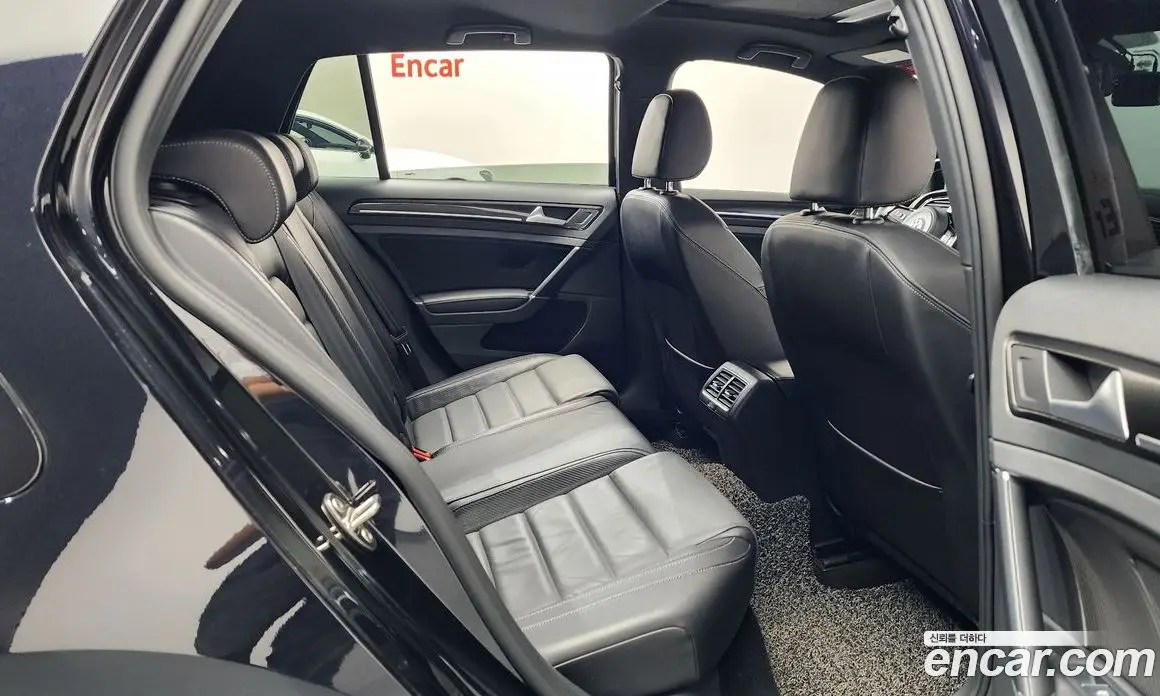 Volkswagen Golf 2016 2.0 автомат (гидро), фото 11
