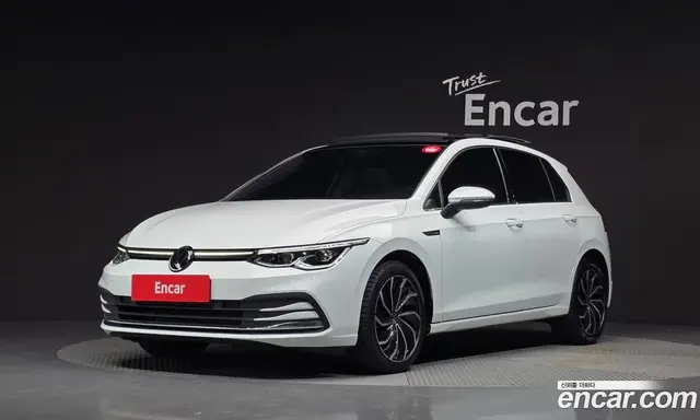 Volkswagen Golf 2023 2.0 автомат (гидро), миниатюра 1