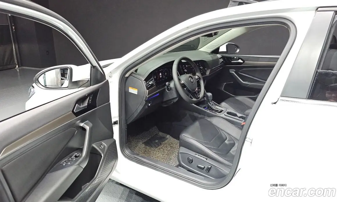 Volkswagen Jetta 2021 1.4 автомат (гидро), фото 13