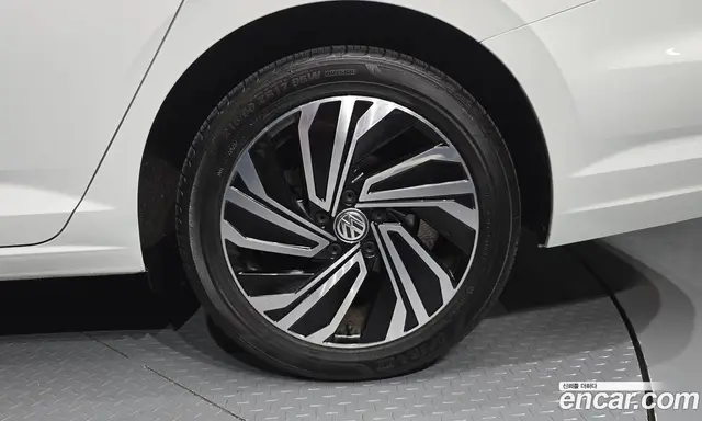 Volkswagen Jetta 2021 1.4 автомат (гидро), миниатюра 7