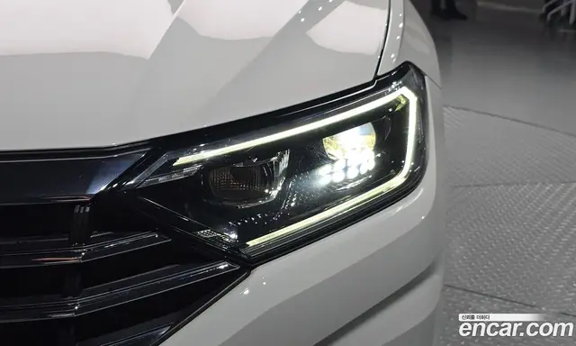 Volkswagen Jetta 2021 1.4 автомат (гидро), миниатюра 8