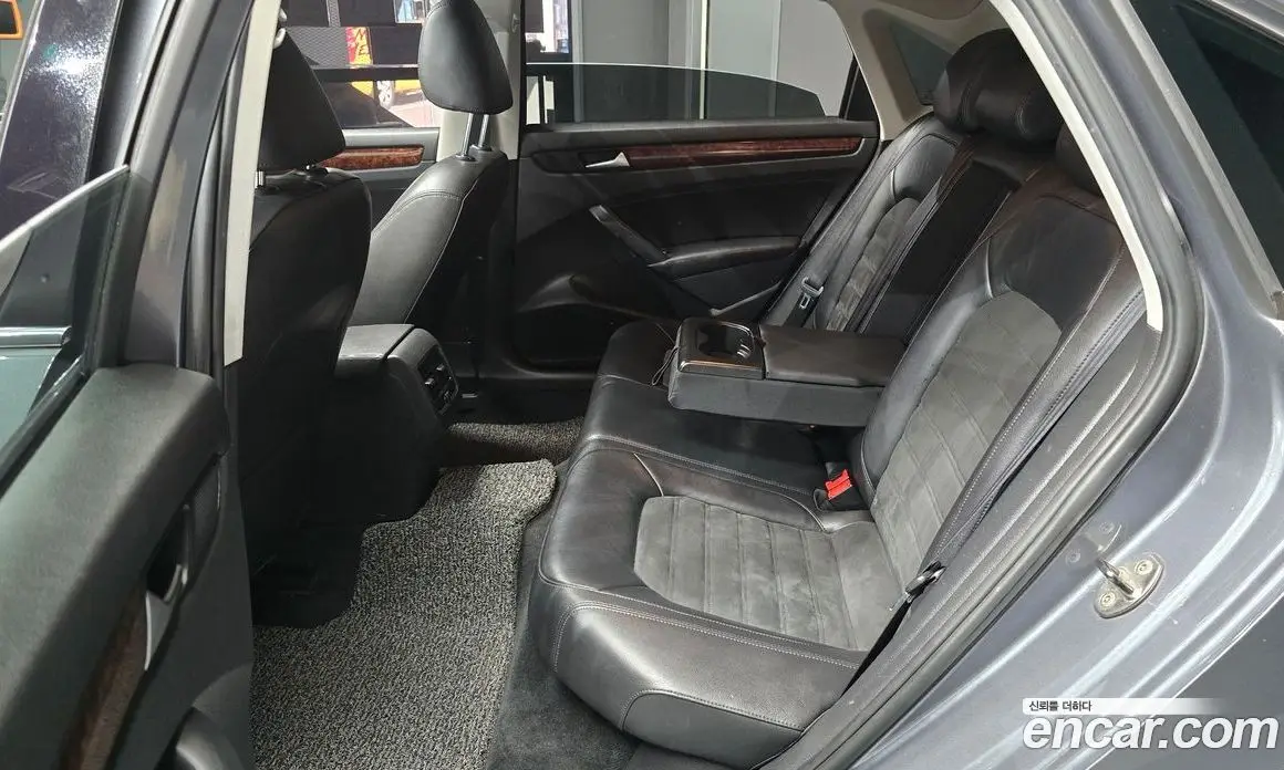 Volkswagen Passat 2013 2.0 автомат (гидро), фото 12