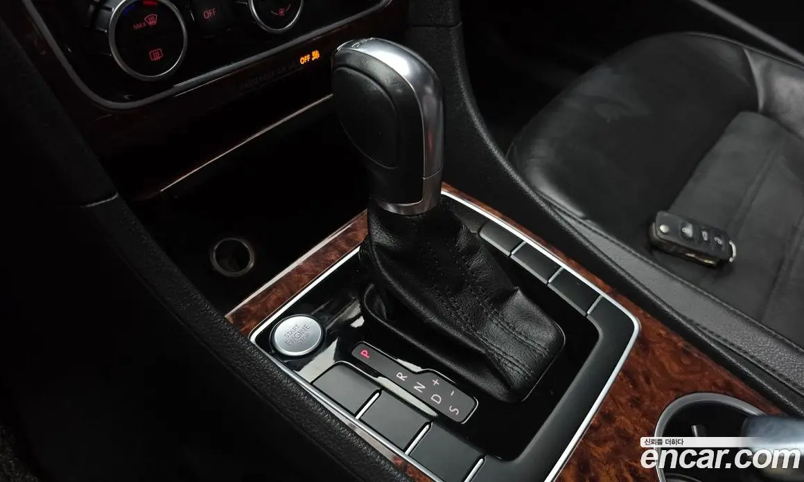Volkswagen Passat 2013 2.0 автомат (гидро), фото 9