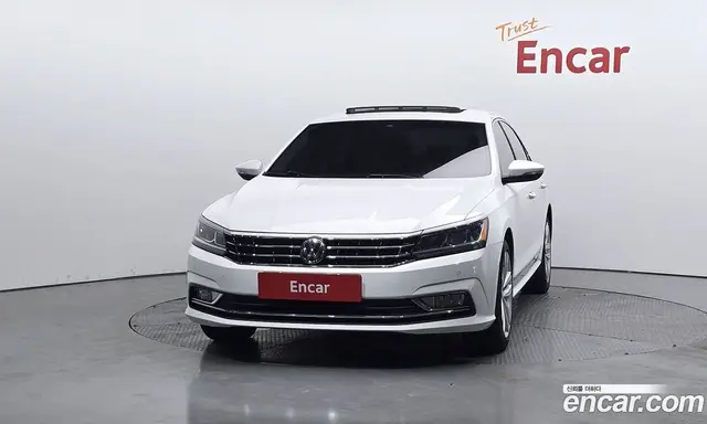 Volkswagen Passat 2018 2.0 автомат (гидро), миниатюра 3