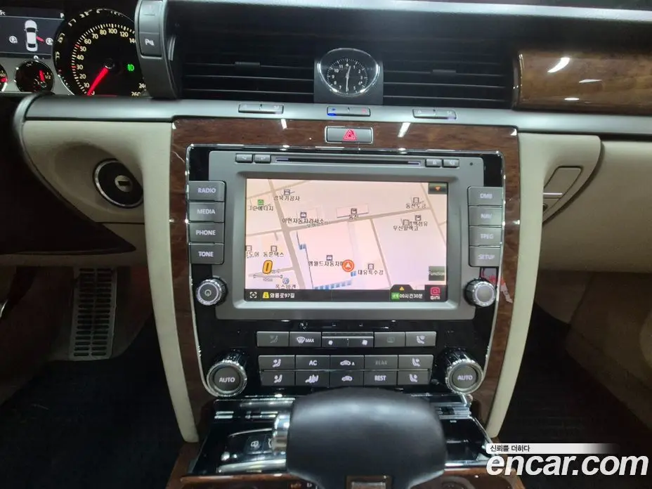 Volkswagen Phaeton 2011 3.0 автомат (гидро), фото 11 Volkswagen Phaeton 2011 3.0 автомат (гидро), фото 11