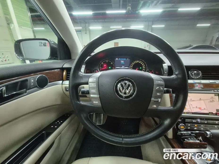 Volkswagen Phaeton 2011 3.0 автомат (гидро), фото 8 Volkswagen Phaeton 2011 3.0 автомат (гидро), фото 8