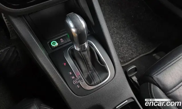 Volkswagen Scirocco 2015 2.0 автомат (гидро), миниатюра 9