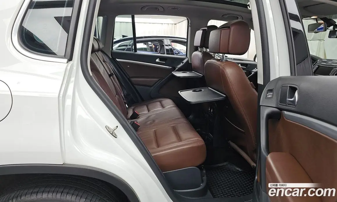 Volkswagen Tiguan 2014 2.0 автомат (гидро), фото 12