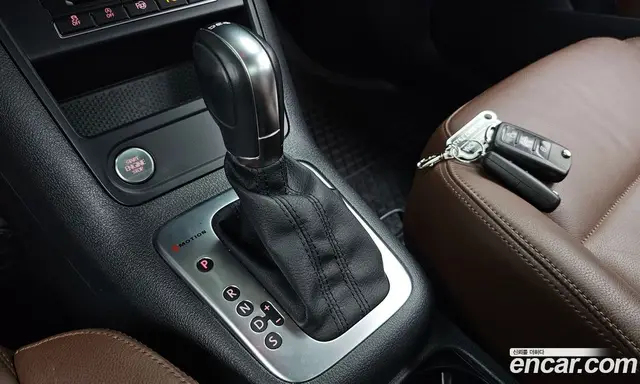 Volkswagen Tiguan 2014 2.0 автомат (гидро), миниатюра 9