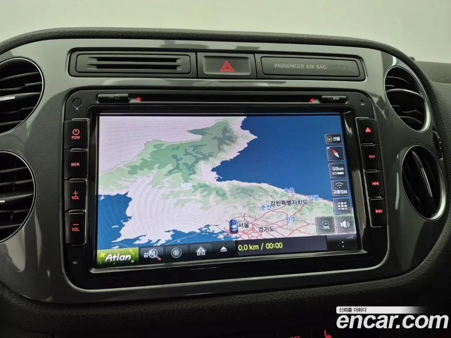Volkswagen Tiguan 2015 2.0 автомат (гидро), фото 20