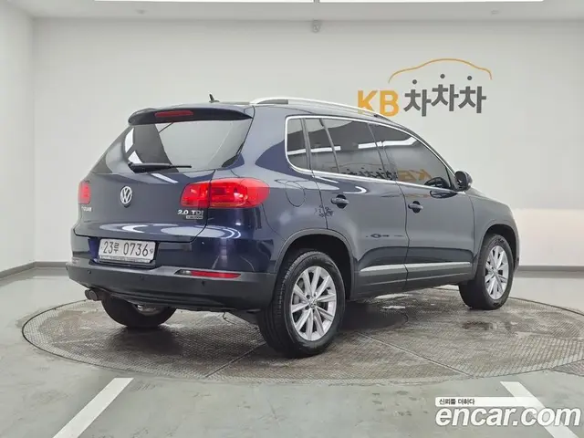 Volkswagen Tiguan 2015 2.0 автомат (гидро), миниатюра 4