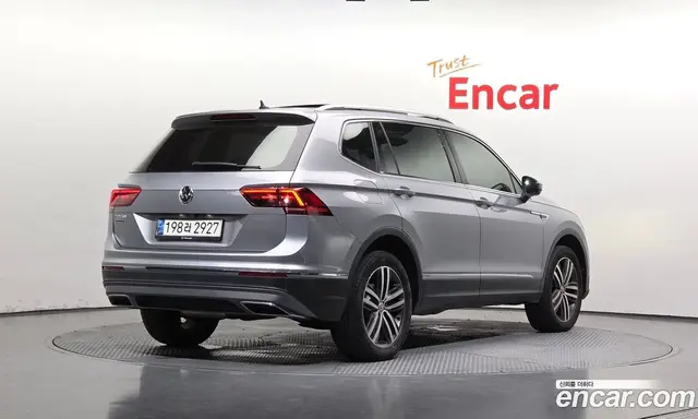 Volkswagen Tiguan 2020 2.0 автомат (гидро), миниатюра 2