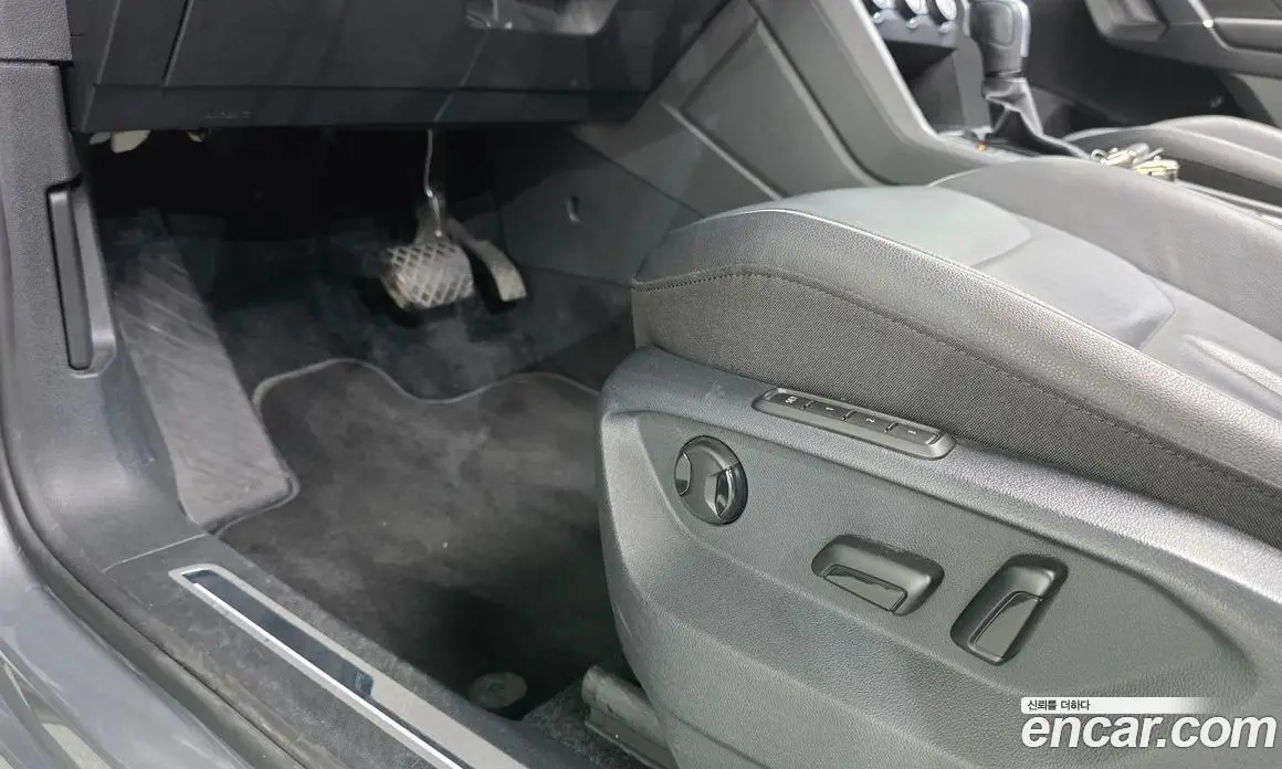 Volkswagen Tiguan 2020 2.0 автомат (гидро), фото 29