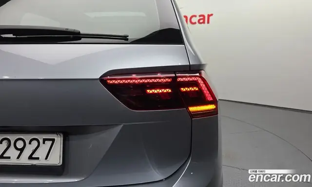 Volkswagen Tiguan 2020 2.0 автомат (гидро), миниатюра 9