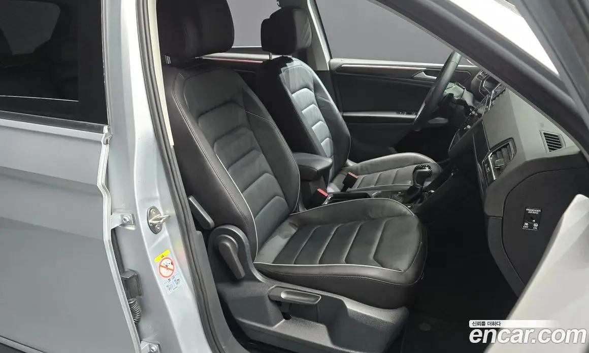 Volkswagen Tiguan 2022 2.0 автомат (гидро), фото 12
