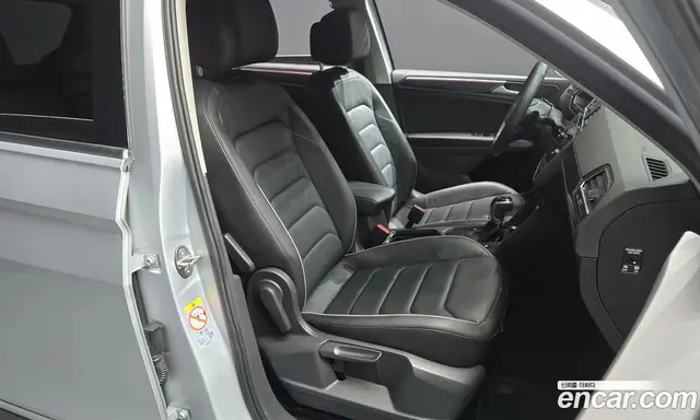 Volkswagen Tiguan 2022 2.0 автомат (гидро), миниатюра 12