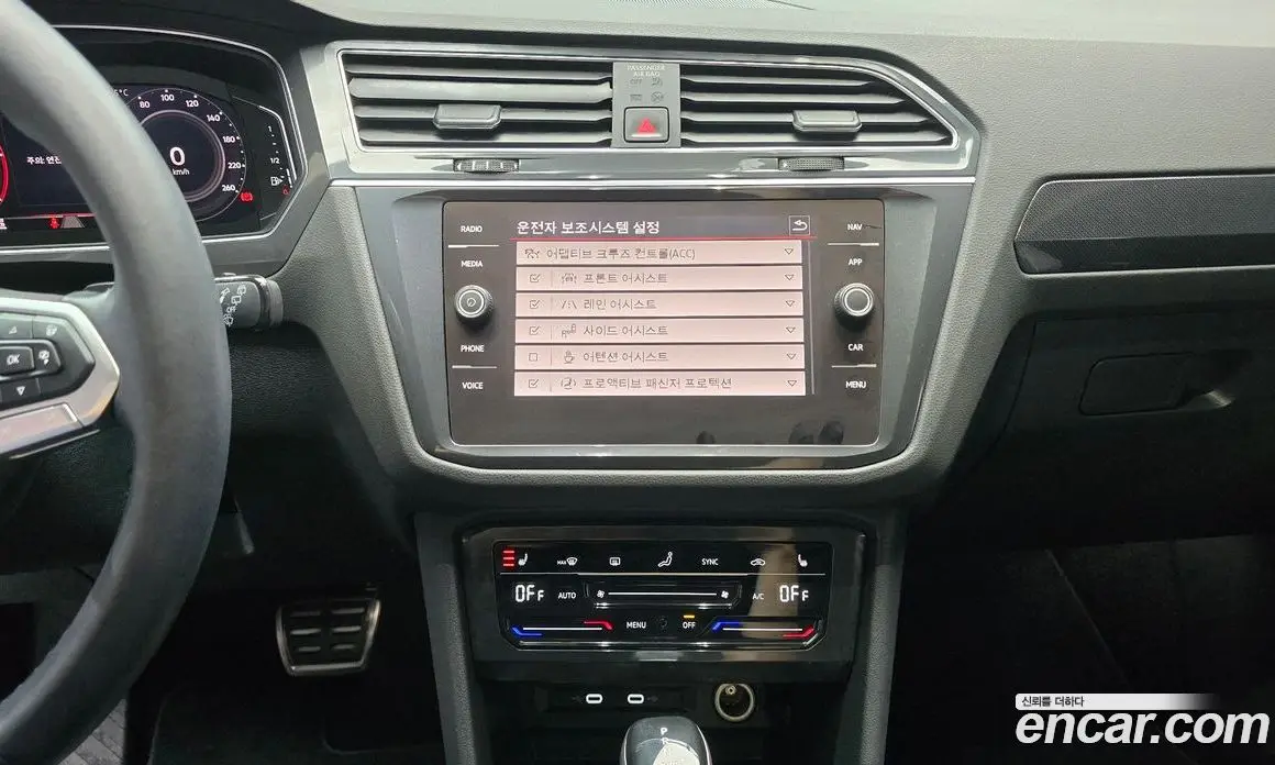 Volkswagen Tiguan 2022 2.0 автомат (гидро), фото 14