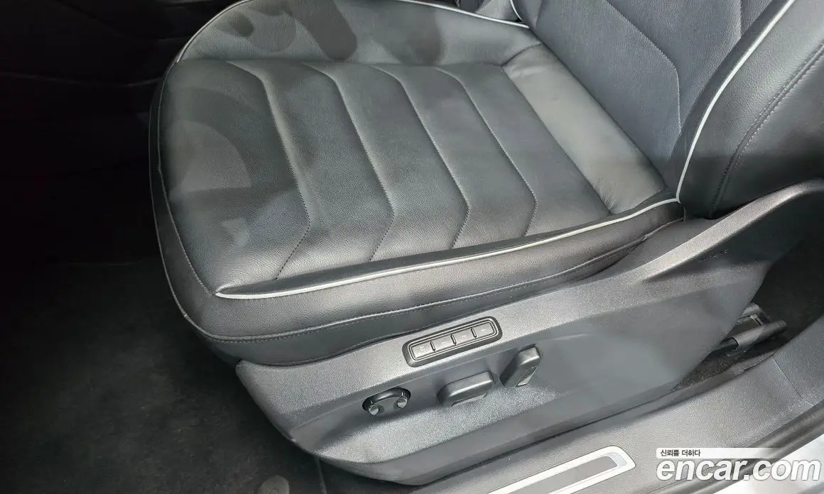 Volkswagen Tiguan 2022 2.0 автомат (гидро), фото 17