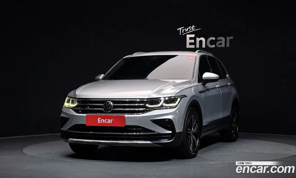Volkswagen Tiguan 2022 2.0 автомат (гидро), фото 3