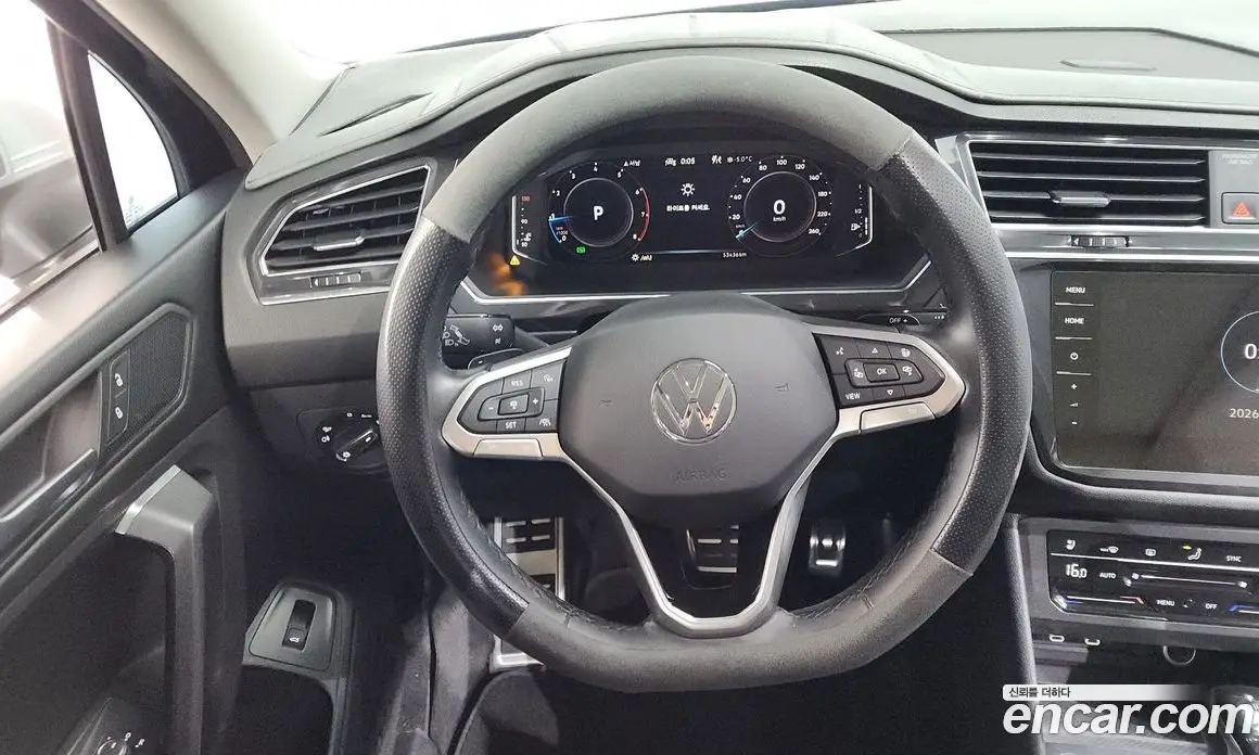 Volkswagen Tiguan 2023 2.0 автомат (гидро), фото 13 Volkswagen Tiguan 2023 2.0 автомат (гидро), фото 13
