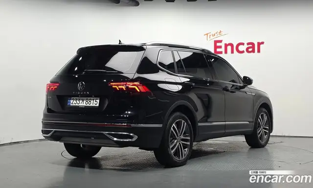 Volkswagen Tiguan 2023 2.0 автомат (гидро), миниатюра 2