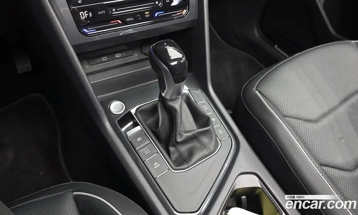 Volkswagen Tiguan 2023 2.0 автомат (гидро), фото 12