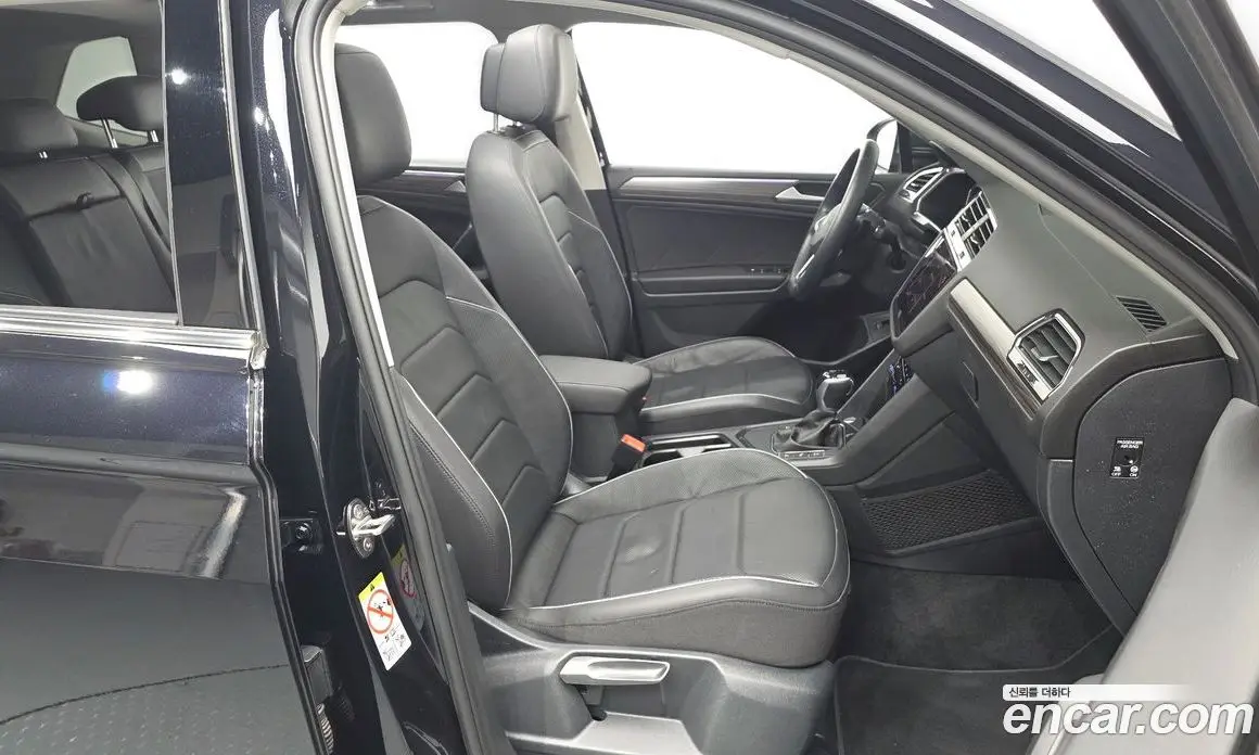 Volkswagen Tiguan 2023 2.0 автомат (гидро), фото 16
