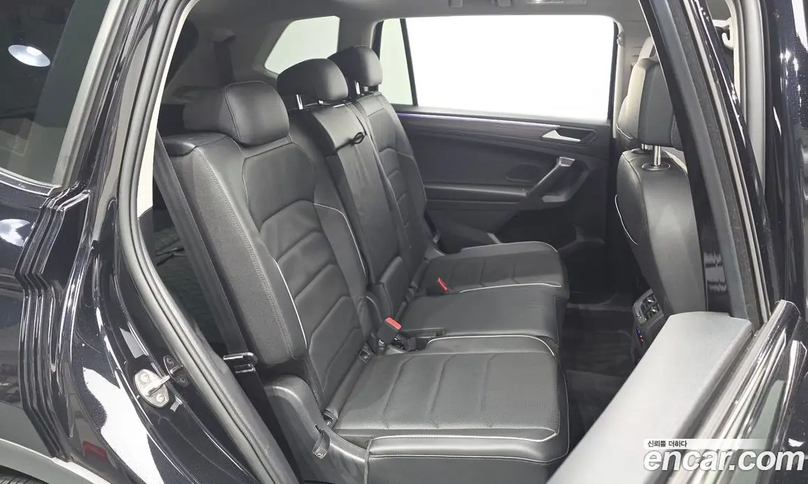 Volkswagen Tiguan 2023 2.0 автомат (гидро), фото 17
