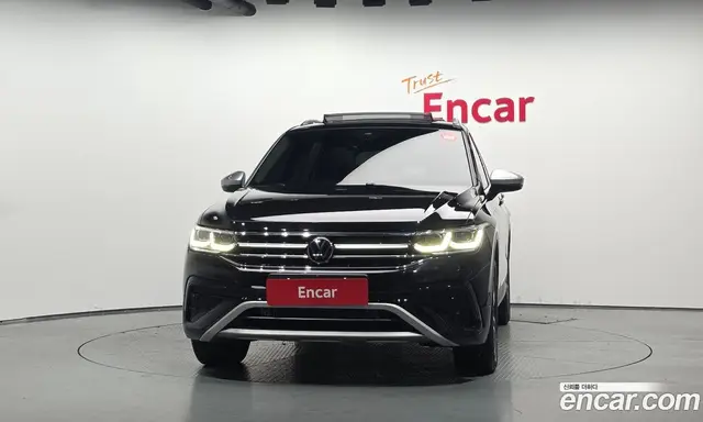 Volkswagen Tiguan 2023 2.0 автомат (гидро), миниатюра 3