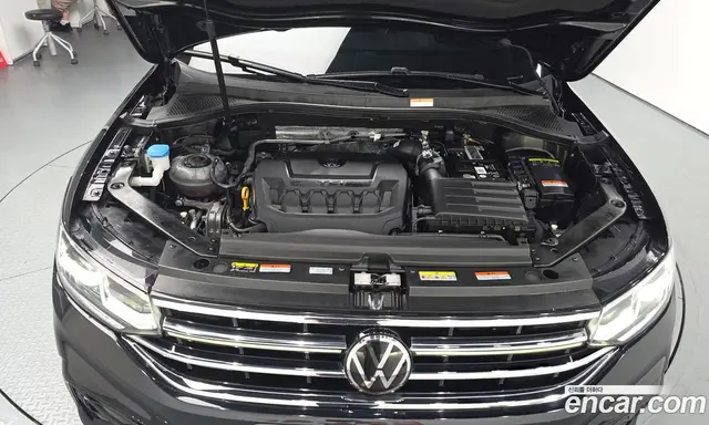 Volkswagen Tiguan 2023 2.0 автомат (гидро), миниатюра 6