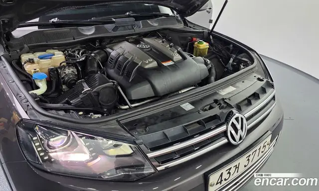 Volkswagen Touareg 2012 3.0 автомат (гидро), миниатюра 6