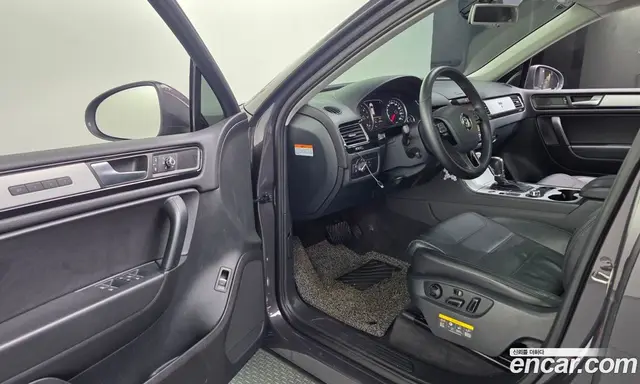 Volkswagen Touareg 2012 3.0 автомат (гидро), миниатюра 10