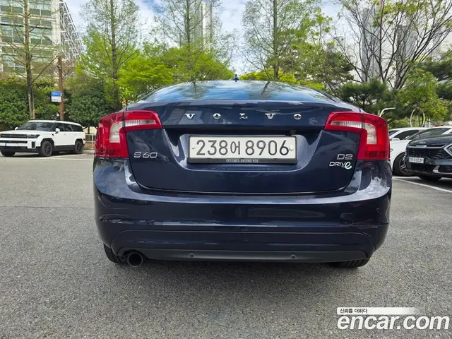 Volvo S60 2014 1.6 автомат (гидро), миниатюра 4