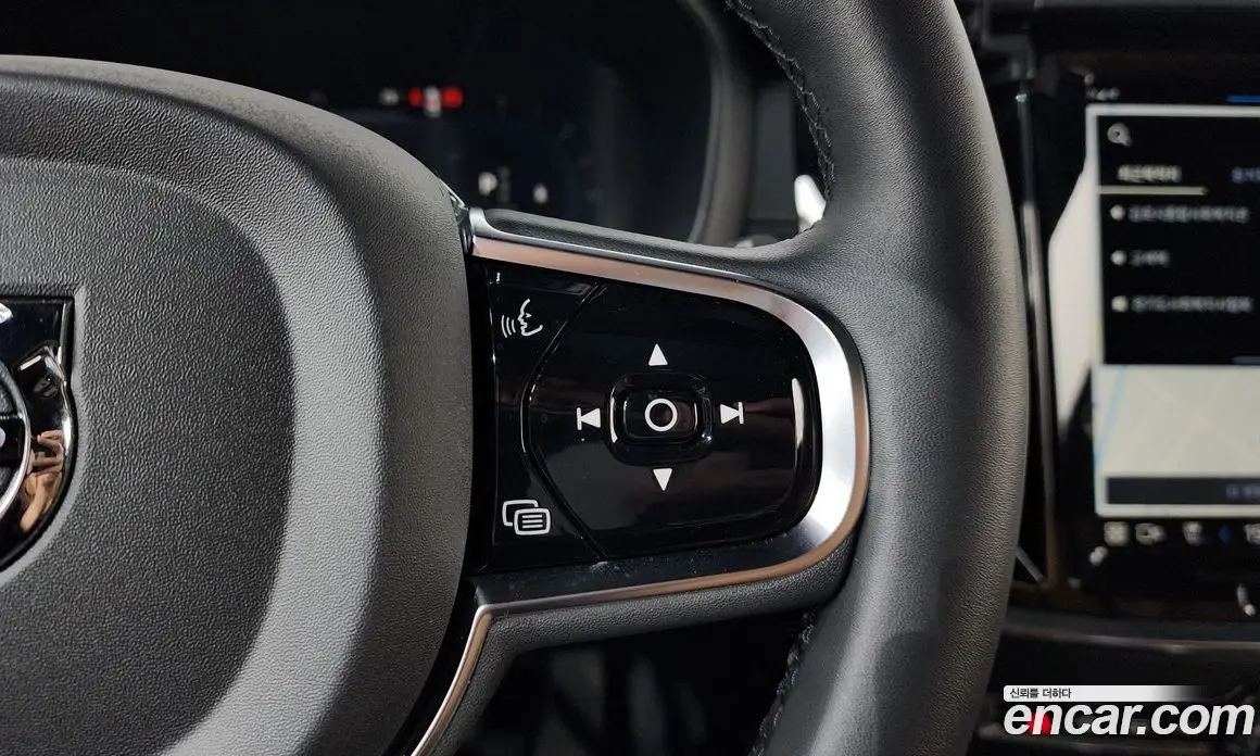 Volvo V60 2024 2.0 автомат (гидро), фото 22