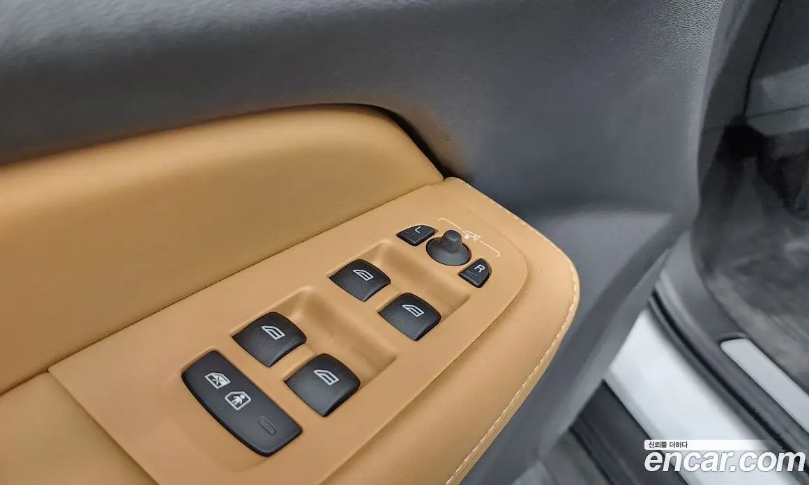 Volvo V60 2024 2.0 автомат (гидро), фото 30