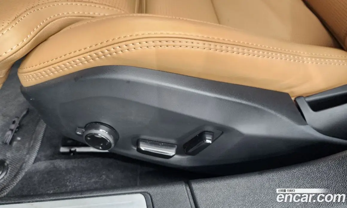 Volvo V60 2024 2.0 автомат (гидро), фото 31