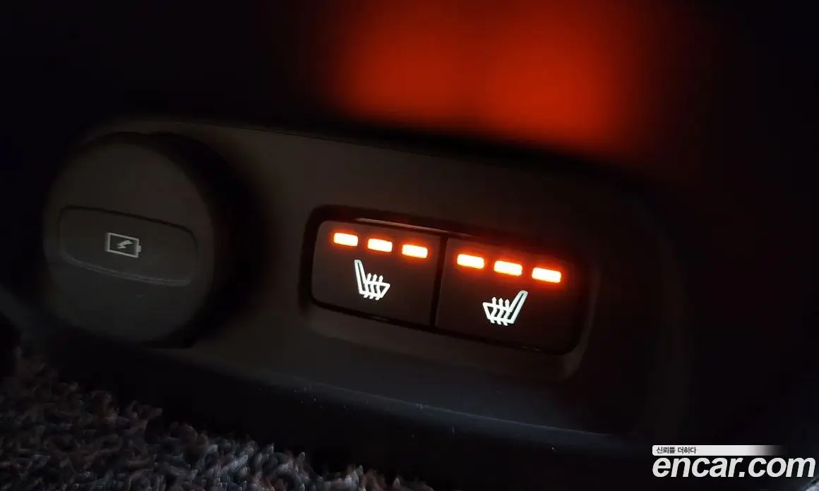Volvo XC40 2019 2.0 автомат (гидро), фото 25