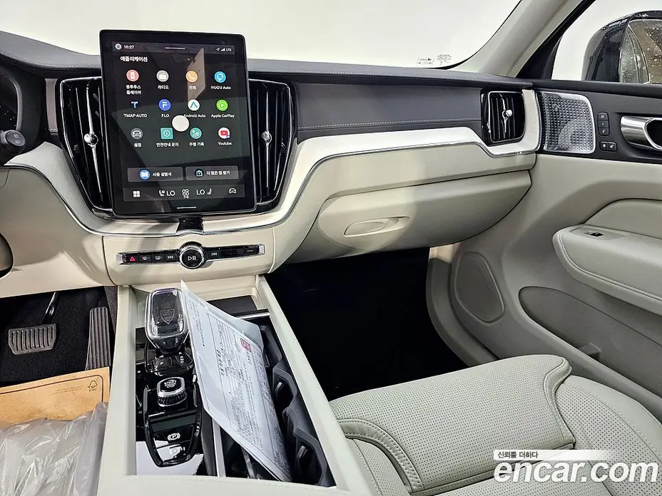 Volvo XC60 2026 2.0 автомат (гидро), фото 10 Volvo XC60 2026 2.0 автомат (гидро), фото 10